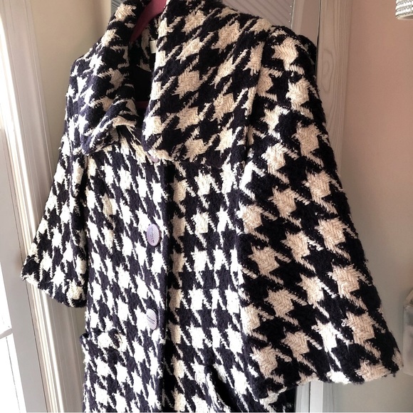 💝✨euro Sz 38 Tweed coat fitted waist line in purple and beige check - Picture 3 of 9